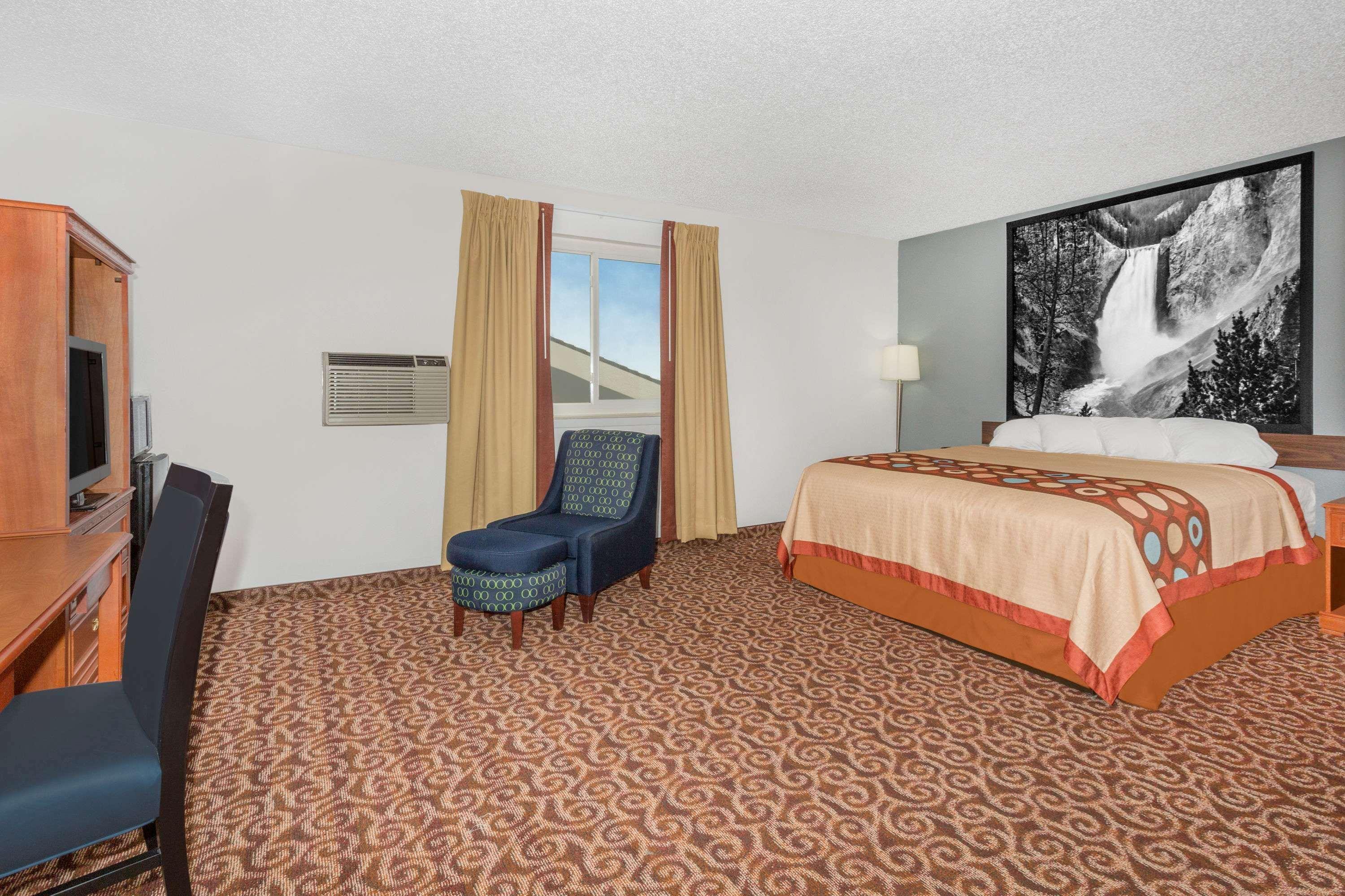 Hotel Super 8 By Wyndham Gillette Extérieur photo