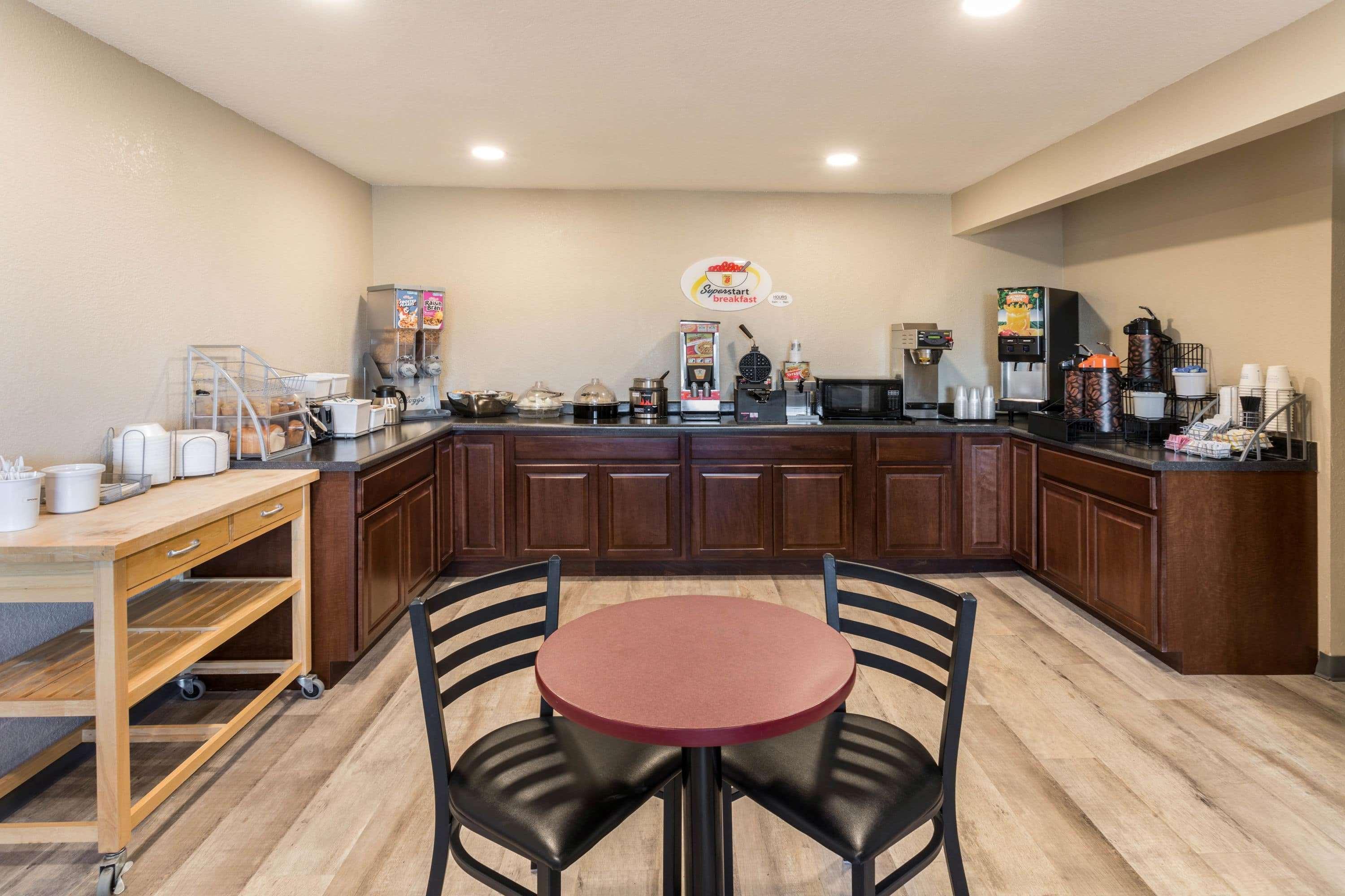 Hotel Super 8 By Wyndham Gillette Extérieur photo